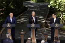 (L to R); President of South Korea Yoon Suk Yeol, US President Joe Biden and Prime Minister of Japan Kishida Fumio hold a joint press conference during the trilateral summit at Camp David, Maryland, USA, 18 August 2023. Photo: EPA