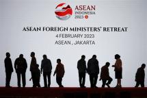 A silhouette of ASEAN Foreign Minister leaving the stage after a family photo during the the Association of Southeast Asian Nations (ASEAN) Foreign Ministers Retreat in Jakarta at the ASEAN secretariat in Jakarta, Indonesia, 04 February 2023. Photo: EPA