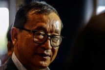 (File) Self-exiled former Cambodian opposition leader Sam Rainsy speaks to journalists after landing at Kuala Lumpur International Airport in Sepang, Malaysia, 09 November 2019. Photo: EPA