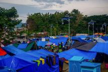 A general view of temporary shelters for people who flee their home in the aftermath of the 6.2 magnitude earthquake in Mamuju, West Sulawesi, Indonesia, 17 January 2021. Photo: EPA