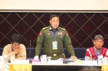 JMC-U Chairman Lt-Gen Yar Pyae (C).