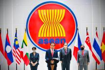 A handout photo made available by the Indonesian Presidential Palace shows Indonesian President Joko Widodo (C) delivering his press statement as Foreign Minister Retno Marsudi (L), Coordinating Minister for Economic Affairs Airlangga Hartarto (2-R), and Cabinet Secretary Pramono Anung (R) listening, following ASEAN Leaders' Meeting at the ASEAN Secretariat in Jakarta, Indonesia, 24 April 2021. Photo: EPA