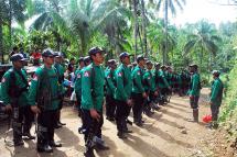 (FILES) Photo taken on December 26, 2009 shows New People's Army (NPA) rebels making a formation during the 41st founding anniversary of the Communist Party of the Philippines at an unspecified location in the hinterlands of Surigao del Sur province, in the southern Philippine island of Mindanao. Photo: AFP
