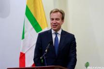 Norway's Minister of Foreign Affairs Borge Brende speaks to the media during a joint press conference held with Myanmar's State Counselor and Foreign Minister Aung San Suu Kyi in Nay Pyi Taw on 06 July 2017. Photo: Min Min/Mizzima
