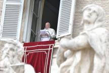 Pope Francis during Regina Coeli prayer at the Vatican, 02 May 2021. Photo: Claudio Peri/EPA-EFE
