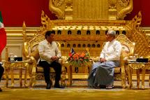 President of Myanmar Htin Kyaw (R) and President of the Philippines Rodrigo Duterte (L) meet at the Presidential House in Nay Pyi Taw on 20 March 2017. Photo: Min Min/Mizzima
