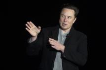 In this file photo taken on February 10, 2022 Elon Musk gestures as he speaks during a press conference at SpaceX's Starbase facility near Boca Chica Village in South Texas. Photo: AFP