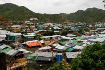 A general view shows a Rohingya refugee camp at Teknuf in Cox's Bazar, Bangladesh. Photo: EPA