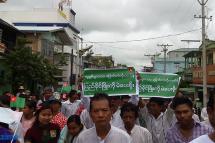 USDP members campaigning in Myaungmya in September, 2015. Photo: Mizzima
