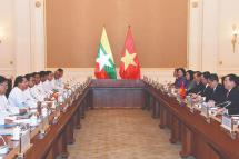 Vice President U Myint Swe holds talks with Vietnamese Deputy Prime Minister Mr. Vuong Dinh Hue at the Presidential Palace in Nay Pyi Taw yesterday. Photo: MNA