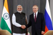Russian President Vladimir Putin (R) meets with Indian Prime Minister Narendra Modi on the sidelines of the 22nd Shanghai Cooperation Organisation Heads of State Council (SCO-HSC) Summit, in Samarkand, Uzbekistan, 16 September 2022. Photo: EPA