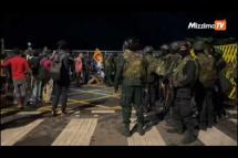 Embedded thumbnail for Security forces raid Sri Lanka&amp;#039;s main protest camp