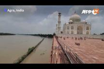 Embedded thumbnail for India: Rising floodwaters reach iconic Taj Mahal walls
