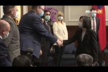 Embedded thumbnail for German lawmakers meet Taiwan President Tsai during visit